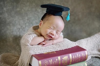 cute-clever-baby-black-graduation-260nw-1958446855.b31566477.jpg